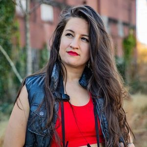 Meet your Posher, Lizzie